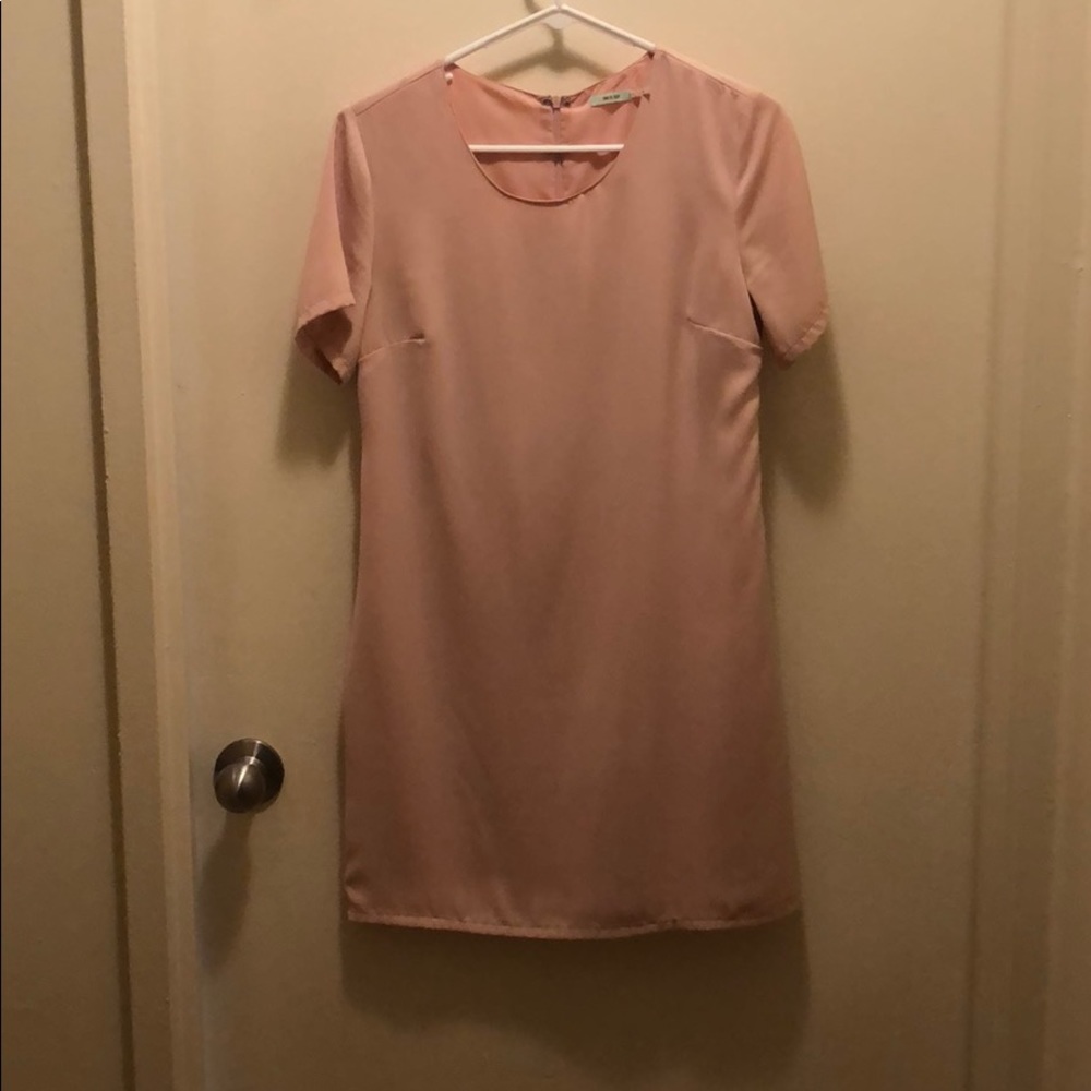 Pale pink, summer dress. Small